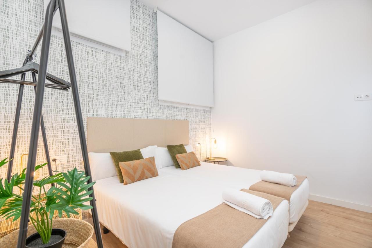Apartamentos Luna Suites Palacio Dorita Granada Exterior foto